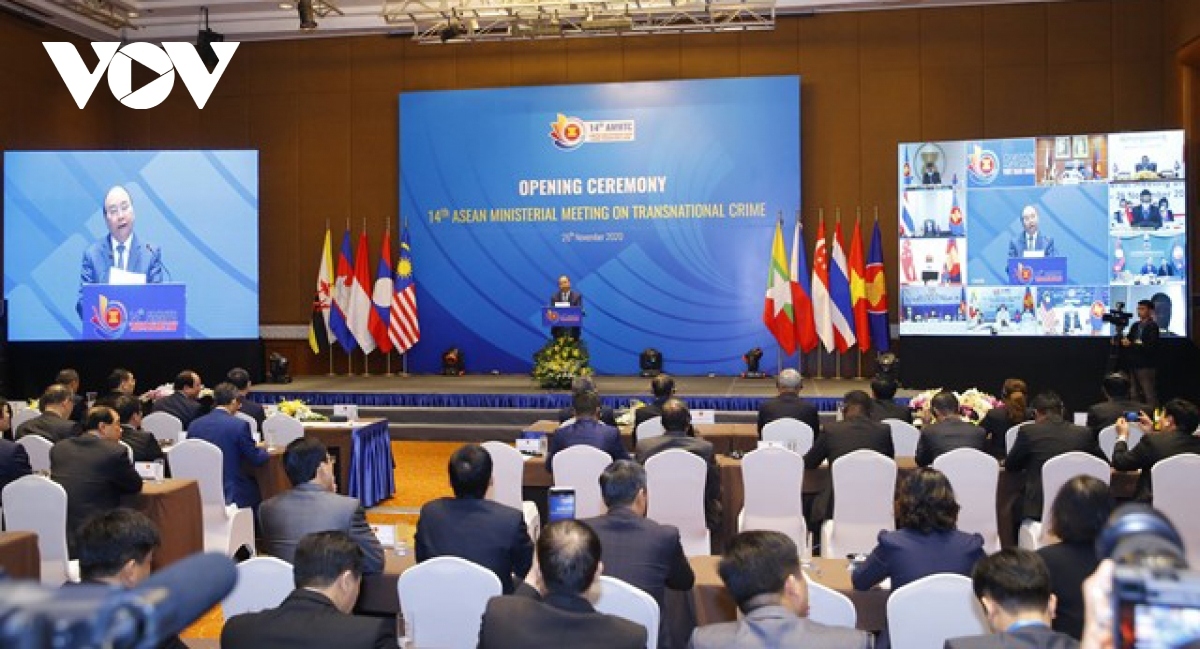 Government leader proposes solutions to combat crime in new situation